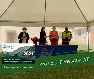 Potrebbe essere un'immagine raffigurante 1 persona, in piedi, attività all'aperto e il seguente testo "UNPLI PROLOCO ΜϹο ንል۱ ልል TESSERA del SOCIO 2021 UNPLI COLLINE del PROSECCO CONEGLIANO VALDOBBIADENE RADIZIONI #socioprolocovenete Pro Loco Pedescala (VI)"